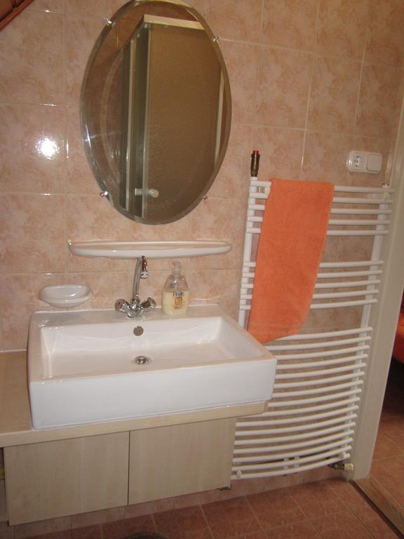 Rozsadomb Apartman Zalakaros Exteriör bild